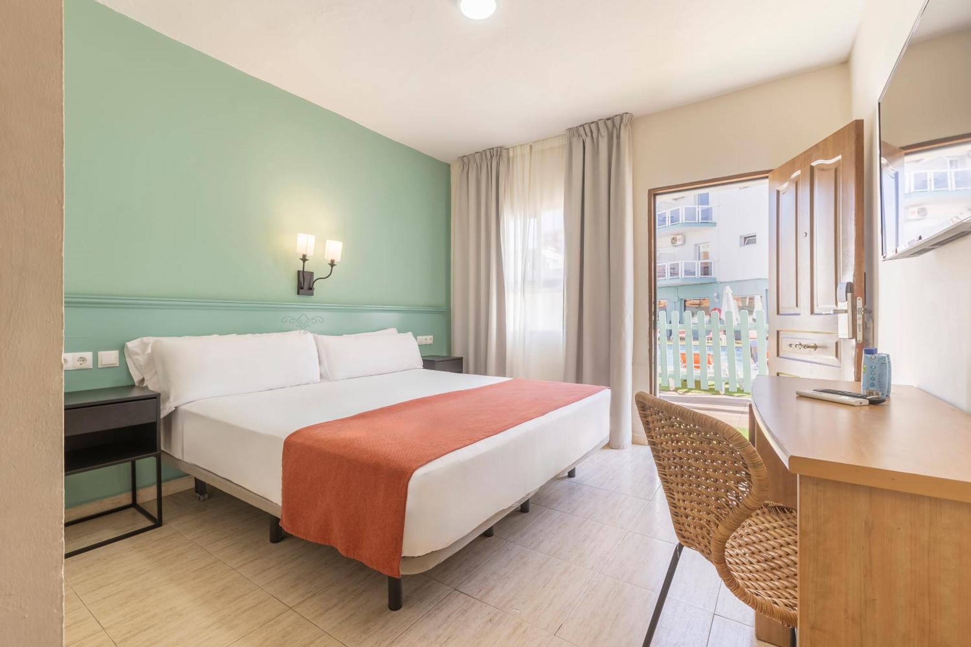 Moon Dreams Hotell 3*